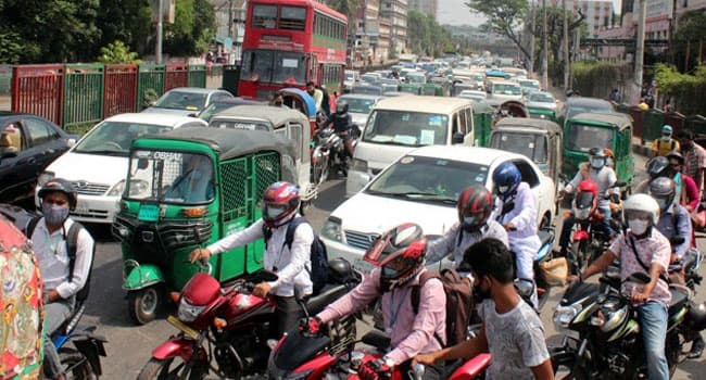 সিএনজি ও নগর গণপরিবহন এর ভাড়া নিয়ে নৈরাজ্য চট্টগ্রামে