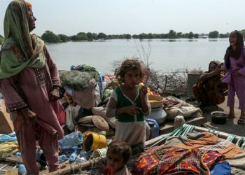 এবার কলেরার ঝুঁকিতে পাকিস্তান ভয়াবহ বন্যার পর