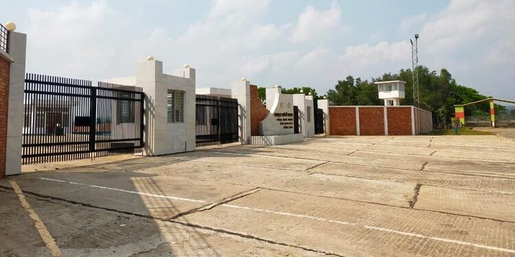 অশুল্ক বাধায় খরচ বেড়েছে ২০ শতাংশ ভারত-বাংলাদেশ বাণিজ্যে