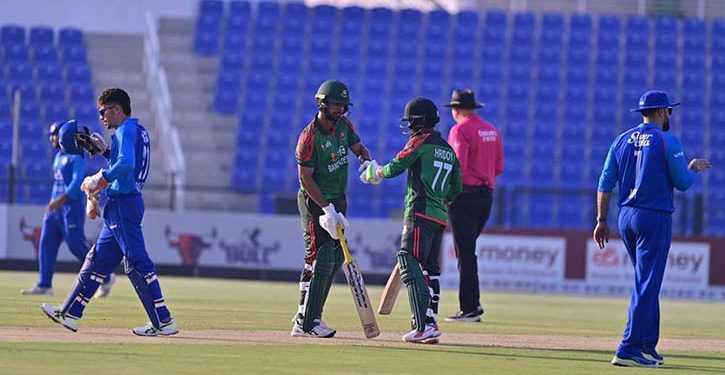 বাংলাদেশকে হারিয়ে সিরিজে এগিয়ে গেল আফগানিস্তান