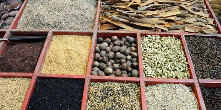 ভারত থেকে আমদানি হওয়া মসলাপণ্যের দাম বাড়ছে