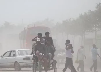 চট্টগ্রামে বায়ু ও পানিদূষণে বাড়ছে জনস্বাস্থ্যের ঝুঁকি