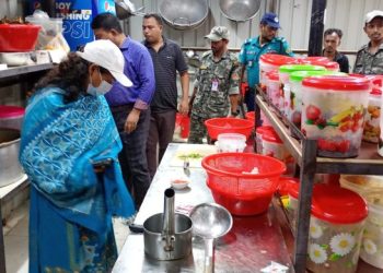 অভিযানেও থামছে না অস্বাস্থ্যকর হোটেল খাবার