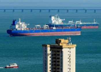 ভারতের রেকর্ড মার্কিন তেল আমদানি, তবু থামেনি রুশ তেল কেনা