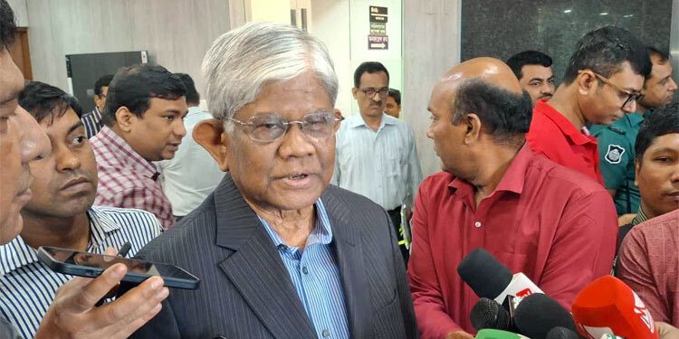 স্বস্তিতে আছে দেশের অর্থনীতি : অর্থ উপদেষ্টা