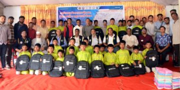 দেবশিশুদের পাশে দাড়াল লায়ন্স ও লিও ক্লাব অব চিটাগং সেঞ্চুরিয়ান