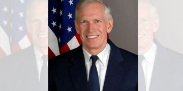 সহিংসতা হলেও তা বাড়বে না রায়ের পর: সাবেক মার্কিন রাষ্ট্রদূত