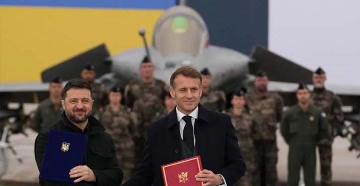 ফ্রান্স ১০০টি রাফাল যুদ্ধবিমান দেবে ইউক্রেনকে