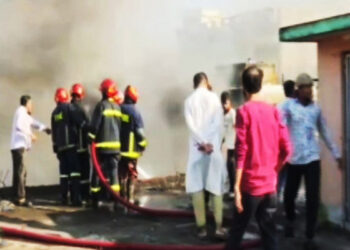 কম্বলের গুদামে আগুন চট্টগ্রামে