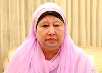 নিবিড় তত্ত্বাবধানে হাসপাতালে খালেদা জিয়া