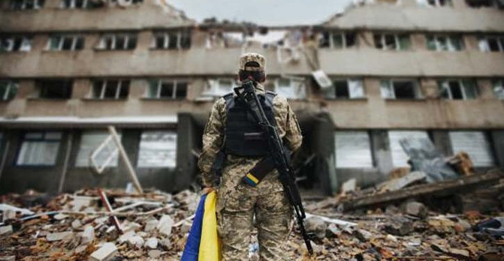 রাশিয়ায় দূত পাঠাচ্ছেন ইউক্রেন পরিকল্পনা চূড়ান্ত করতে দূত পাঠাচ্ছেন ট্রাম্প