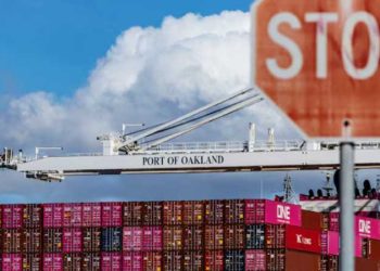 আমদানি শুল্কনীতিতে পরিবর্তন আসার ইঙ্গিত খাদ্যমূল্য কমাতে ট্রাম্পের