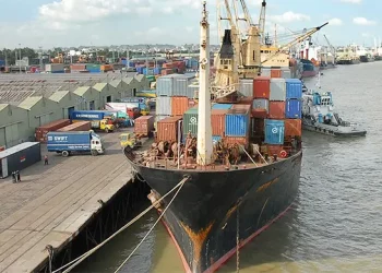 ধারাবাহিকভাবে কমছে রপ্তানি আয়, অক্টোবরে পতন ৭.৪৩ শতাংশ