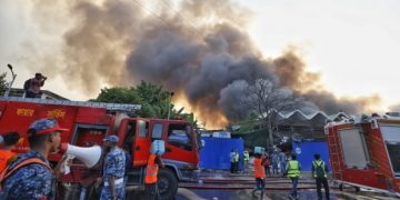 শাহজালাল বিমানবন্দরের কার্গো কমপ্লেক্সে আগুনের পর সাতটি অস্ত্র নিখোঁজ