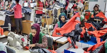 যুক্তরাষ্ট্রে কমেছে বাংলাদেশের পোশাক রপ্তানি
