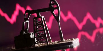 জ্বালানি তেল উত্তোলন আরো বাড়ার পূর্বাভাস চলতি বছরে