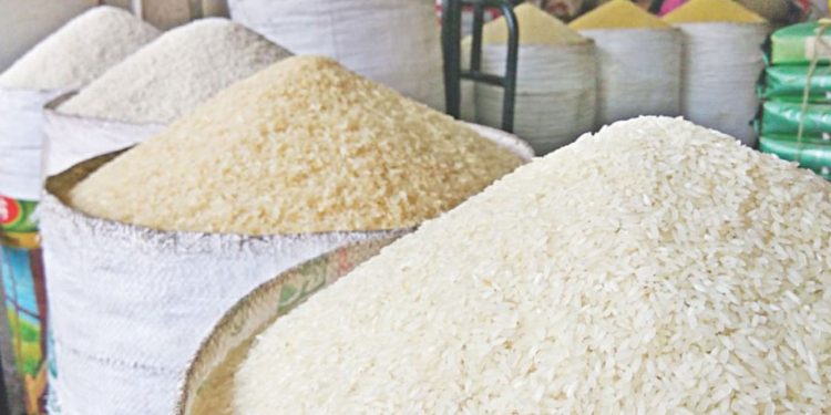 ২১৭ কোটি ৬৮ লাখ টাকার চাল কিনবে সরকার ভারত থেকে