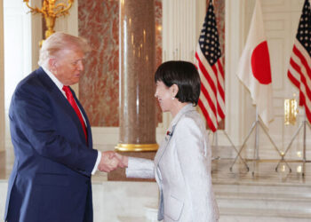 জাপানের প্রতি ট্রাম্পের আহ্বান চীনের সঙ্গে বিবাদে না জড়াতে