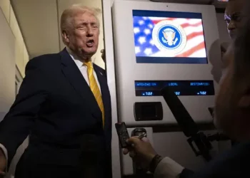 ক্ষমা চাইলেও রেহাই মিলছে না বিবিসির, মামলা করছেন ট্রাম্প