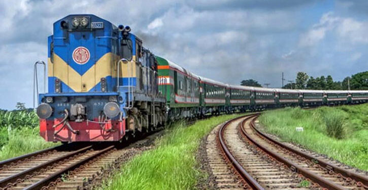 ৯ বছর পর বাড়ছে ঢাকা-চট্টগ্রামসহ ৬ রুটে ট্রেনের ভাড়া