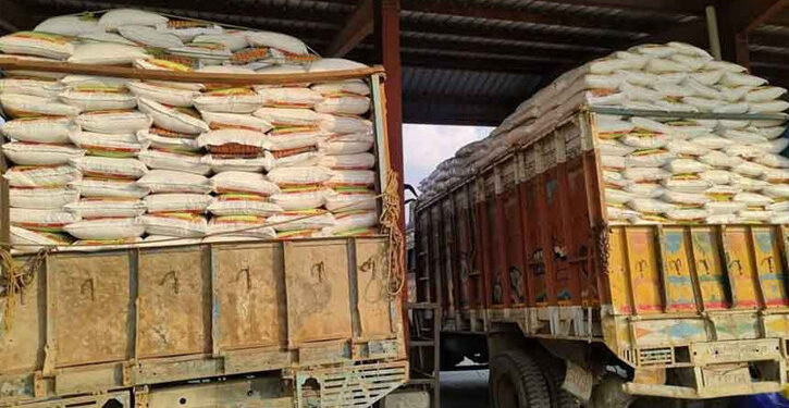 ৫০ হাজার টন সিদ্ধ চাল আসবে ভারত থেকে ২১৪ কোটি টাকায়