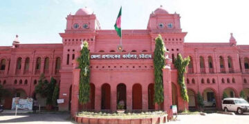 ৪২ ম্যাজিস্ট্রেট চট্টগ্রামে নির্বাচনী আচরণবিধি নিশ্চিতে মাঠে