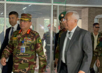 তিন বাহিনীর প্রধানের সঙ্গে নির্বাচন কমিশনের বৈঠক