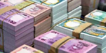 বিনিয়োগে স্থবিরতা, ব্যাংকে বাড়ছে অলস টাকা