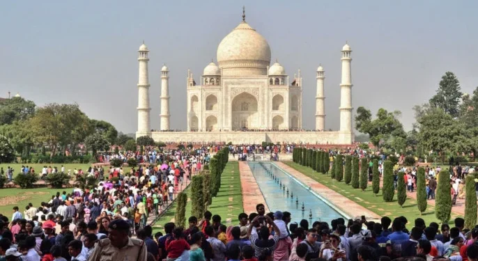 ভারতে বিদেশি পর্যটক গমনে দ্বিতীয় স্থানে বাংলাদেশ