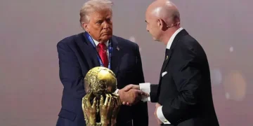 প্রথম ফিফা শান্তি পুরস্কার পেলেন ডোনাল্ড ট্রাম্প