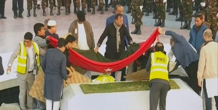 আপসহীন নেত্রীর শেষ বিদায়