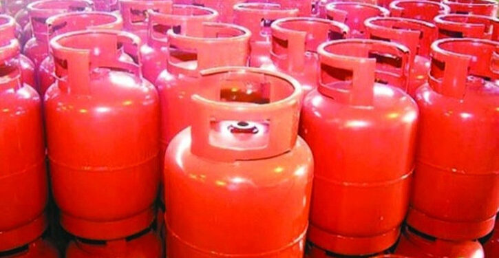 ১২ কেজি সিলিন্ডার গ্যাসের দাম বাড়লো ৫৩ টাকা