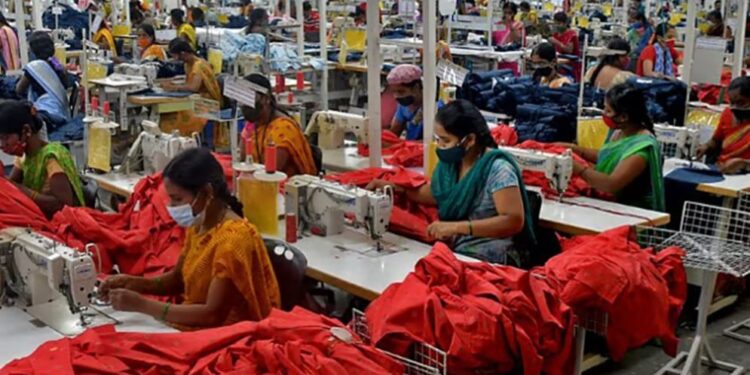 যুক্তরাষ্ট্রে প্রায় ১১ শতাংশ কমেছে বাংলাদেশের পোশাক রপ্তানি অক্টোবরে
