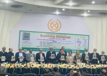 এখনই কমানো সম্ভব নয় ব্যাংকের সুদের হার: অর্থ উপদেষ্টা