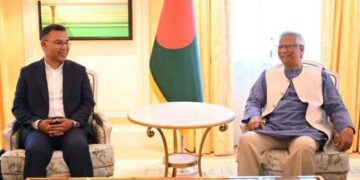 প্রধান উপদেষ্টার সঙ্গে বৈঠকে তারেক রহমান