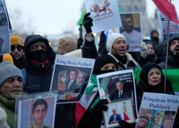 ‘আল্লাহর শত্রু’ ঘোষণা ইরানের বিক্ষোভকারীদের