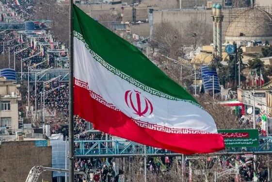 ‘এ মুহূর্তে’ ইরান ছাড়তে বলল নিজ নাগরিকদের যুক্তরাষ্ট্র