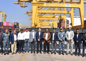 এডিবির বিশেষজ্ঞ দল চট্টগ্রাম বন্দর পরিদর্শনে