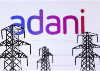 আদানির চুক্তি বাতিলে সিঙ্গাপুরে সালিশি আইনি লড়াইয়ের পরামর্শ