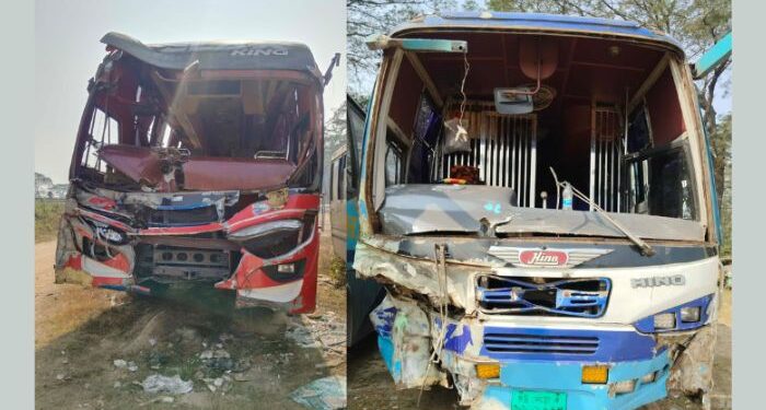 চট্টগ্রাম-কক্সবাজার মহাসড়কে দুই বাসের মুখোমুখি সংঘর্ষ
