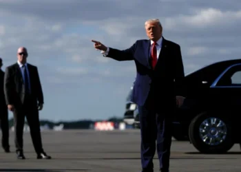 গ্রিনল্যান্ড দখলে বাধা দেওয়ায় ইউরোপের আট দেশে ট্রাম্পের ১০ শতাংশ শুল্ক