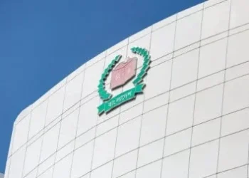 সরকারি কর্মকর্তা-কর্মচারীদের ‘হ্যাঁ’ বা ‘না’ ভোট প্রচার দণ্ডনীয় অপরাধ: ইসি