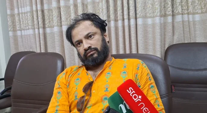 জুলাই অভ্যুত্থানবিরোধী অভিযোগে চবির শিক্ষক আটক