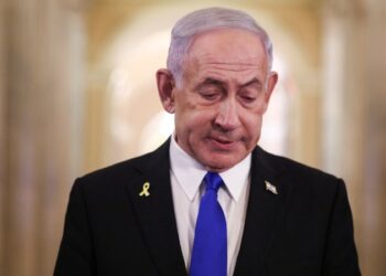 নেতানিয়াহুর শীর্ষ সহযোগী আটক, রহস্য উন্মোচন শুরু