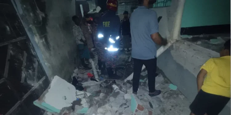 গ্যাস বিস্ফোরণে কুমিল্লায় একই পরিবারের ৪ জন দগ্ধ