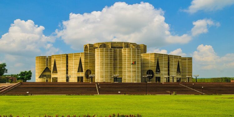 নতুন সরকার শপথ নিবেন মঙ্গলবার