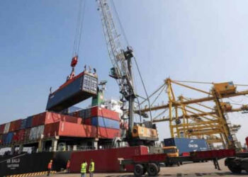 সাত মাসে দেশে রপ্তানি আয় কমল ৫৬ কোটি ডলার