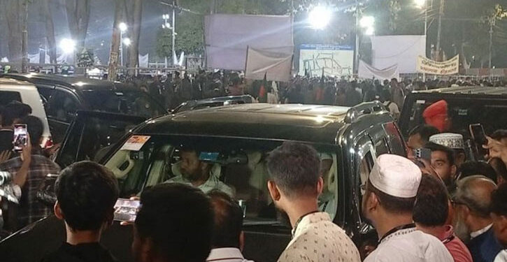 জামায়াত আমিরকে উদ্দেশ্য করে শহীদ মিনারে ‘একাত্তরের দালাল’ স্লোগান