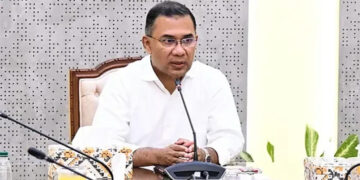 জনদুর্ভোগের কথা বিবেচনা করে প্রধানমন্ত্রী সবার আগেই অফিস চলে আসেন