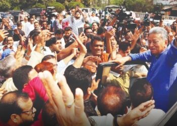 মেগা প্রকল্পের নামে ঋণ নিয়ে পাচার করেছে আওয়ামী লীগ: আমীর খসরু